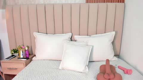  Dahiana   online show from January 2025 11:43:01 AM