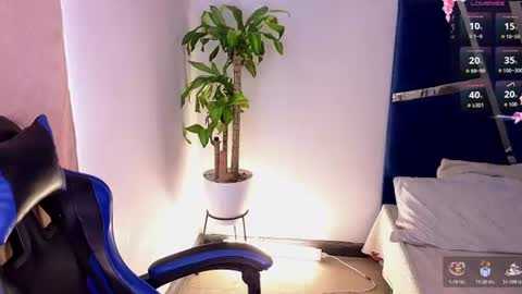 Dahiana online show from July 2026 04:34:02 PM