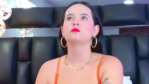 Snapshot of dahianamoss chatting on April 2026 11:37:01 AM Dahiana online show from April 2026 11:37:01 AM