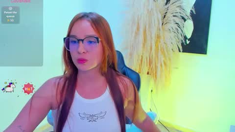 Snapshot of dahlia_rossi chatting on October 2025 05:13:01 AM Dahlia online show from October 2025 05:13:01 AM