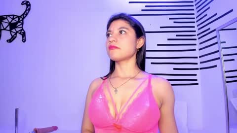 Dahlia Cielo online show from May 2026 01:07:02 PM