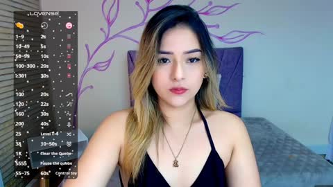 Snapshot of dahliamoore chatting on December 2024 12:27:02 PM Dahlia online show from December 2024 12:27:02 PM