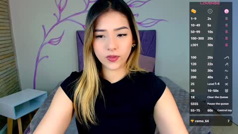 Snapshot of dahliamoore chatting on December 2024 01:21:01 PM Dahlia online show from December 2024 01:21:01 PM