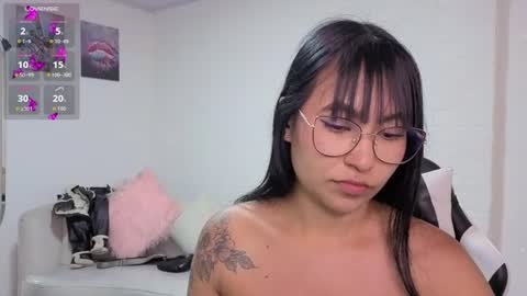 Nicole online show from July 2026 08:06:02 PM