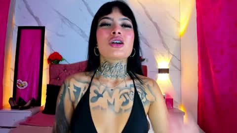 diosa dhaly online show from May 2026 10:17:01 PM