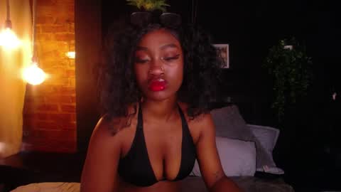 DAHYAN online show from April 2026 02:33:01 PM