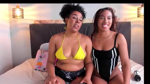 Daila Smith  online show from December 2025 04:12:02 PM