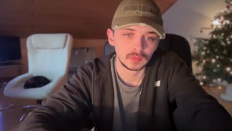 Snapshot of daimon_hall chatting on January 2025 07:43:02 AM Daimon online show from January 2025 07:43:02 AM