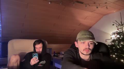 Snapshot of daimon_hall chatting on January 2025 03:32:02 AM Daimon online show from January 2025 03:32:02 AM