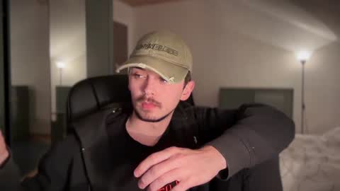 Snapshot of daimon_hall chatting on January 2025 06:21:01 PM Daimon online show from January 2025 06:21:01 PM