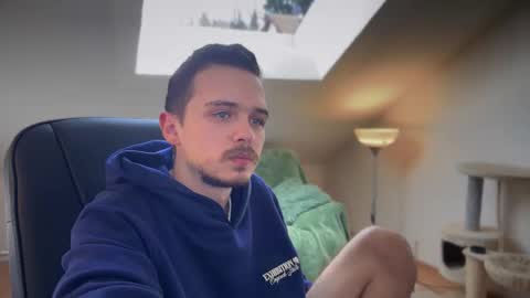 Snapshot of daimon_hall chatting on March 2025 12:09:02 PM Daimon online show from March 2025 12:09:02 PM