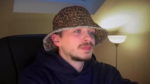 Snapshot of daimon_hall chatting on March 2025 04:25:01 PM Daimon online show from March 2025 04:25:01 PM