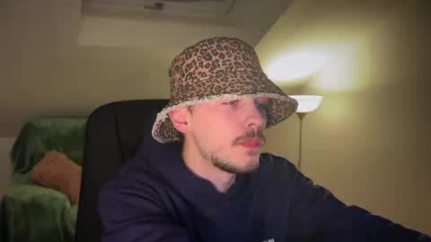 Snapshot of daimon_hall chatting on March 2025 07:29:02 PM Daimon online show from March 2025 07:29:02 PM