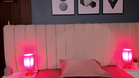 daimondpink online show from October 2025 04:01:02 AM