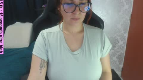 Daina online show from April 2026 11:24:01 PM