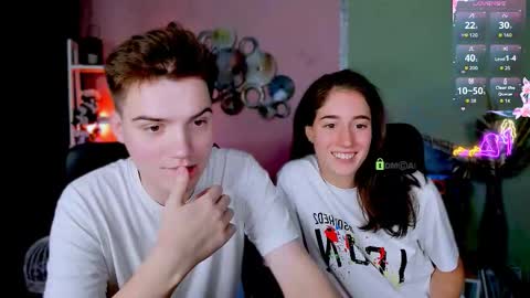 Snapshot of daisy_baby_ chatting on September 2025 07:47:01 PM daisy online show from September 2025 07:47:01 PM