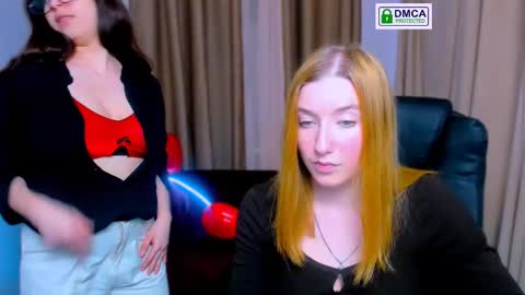 Snapshot of daisy_candy chatting on March 2025 01:21:02 AM Little Di online show from March 2025 01:21:02 AM