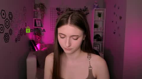 Little Di online show from May 2026 09:16:01 AM