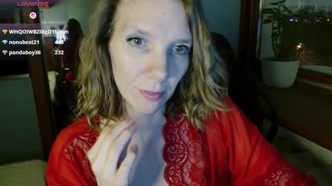 Snapshot of daisy_lovely chatting on February 2026 04:24:02 PM daisy_lovely online show from February 2026 04:24:02 PM