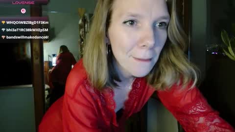 Snapshot of daisy_lovely chatting on February 2026 04:11:02 PM daisy_lovely online show from February 2026 04:11:02 PM