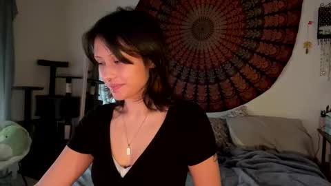 Snapshot of daisy_princess chatting on February 2026 09:31:01 PM Daisy online show from February 2026 09:31:01 PM