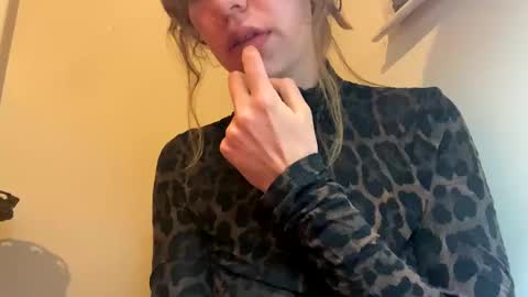 DaisyB3 online show from April 2026 07:41:01 AM