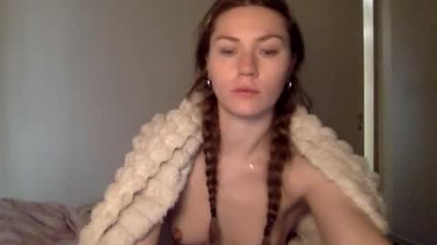 Daisy online show from May 2026 05:04:01 AM