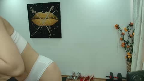 Daisyy online show from May 2026 05:36:02 AM