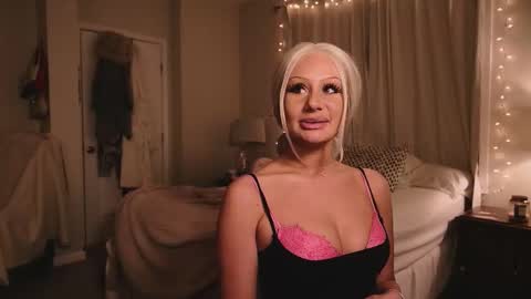 Snapshot of daisyy888 chatting on March 2026 12:14:01 AM daisy online show from March 2026 12:14:01 AM