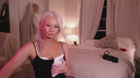 Snapshot of daisyy888 chatting on April 2026 12:04:01 AM daisy online show from April 2026 12:04:01 AM