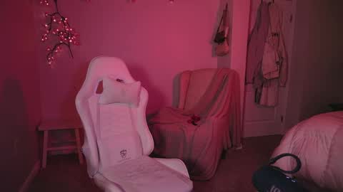 daisy online show from May 2026 12:27:01 AM