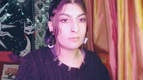 Snapshot of dak_7 chatting on January 2025 03:09:01 AM -- -- help me reach 100 hands up online show from January 2025 03:09:01 AM