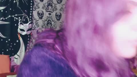 Snapshot of dak_7 chatting on February 2025 09:05:02 AM -- -- help me reach 100 hands up online show from February 2025 09:05:02 AM