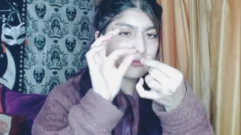 Snapshot of dak_7 chatting on February 2025 11:15:01 PM -- -- help me reach 100 hands up online show from February 2025 11:15:01 PM