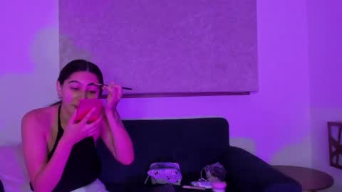 daniela online show from June 2026 12:20:01 PM