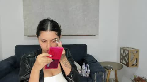 daniela online show from July 2026 12:33:01 PM
