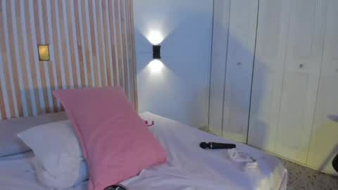 Snapshot of dakhota__35 chatting on April 2026 05:30:01 PM Dakhota online show from April 2026 05:30:01 PM
