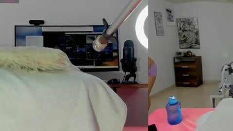 daki_ume_ online show from May 2026 02:29:01 AM