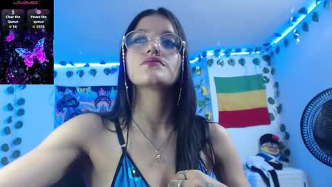 Snapshot of dakkohott chatting on December 2025 07:03:01 AM Dakko online show from December 2025 07:03:01 AM