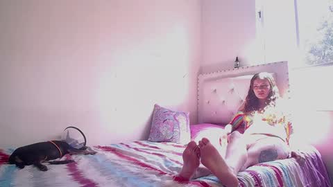 Snapshot of dakota_and_aron chatting on December 2024 05:04:02 PM Dakota and Aron online show from December 2024 05:04:02 PM