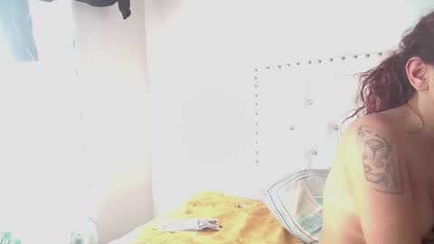 Snapshot of dakota_and_aron chatting on January 2025 06:20:02 PM Dakota and Aron online show from January 2025 06:20:02 PM