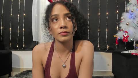 Snapshot of dakota_m01 chatting on December 2024 04:42:02 AM Dakota online show from December 2024 04:42:02 AM