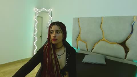 Dakota online show from September 2025 12:05:01 PM