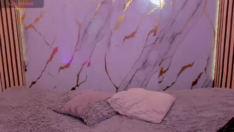 Dakota Ferreti online show from April 2026 12:44:02 PM