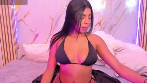 Snapshot of dakotaferreti chatting on May 2026 12:00:01 PM Dakota Ferreti online show from May 2026 12:00:01 PM