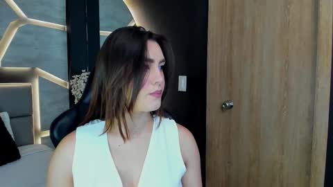 Dakota  online show from February 2026 01:25:01 PM