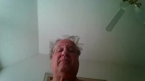 Snapshot of dalfun chatting on February 2025 08:44:02 PM dalfun online show from February 2025 08:44:02 PM