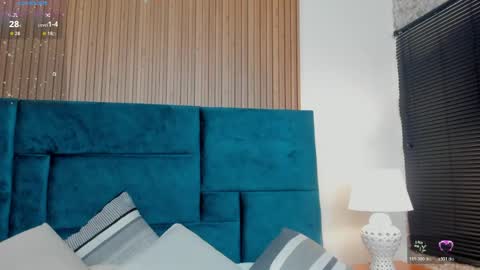 Snapshot of dalia_alissa chatting on April 2026 12:44:02 PM Violeta online show from April 2026 12:44:02 PM