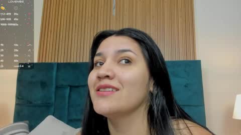 Snapshot of dalia_alissa chatting on May 2026 12:31:02 PM Violeta online show from May 2026 12:31:02 PM