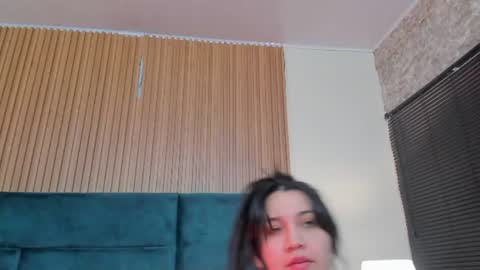 Violeta online show from July 2026 12:14:01 PM